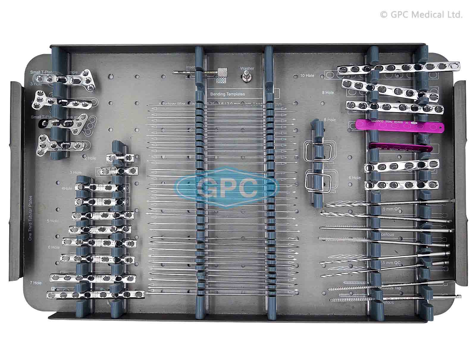 Juego de implantes para pequeÃ±os fragmentos e instrumentos